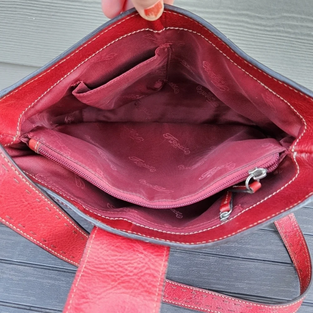 FOSSIL Vintage Oxblood Red Smooth Leather Bucket Shoulder Bag Purse Vintage